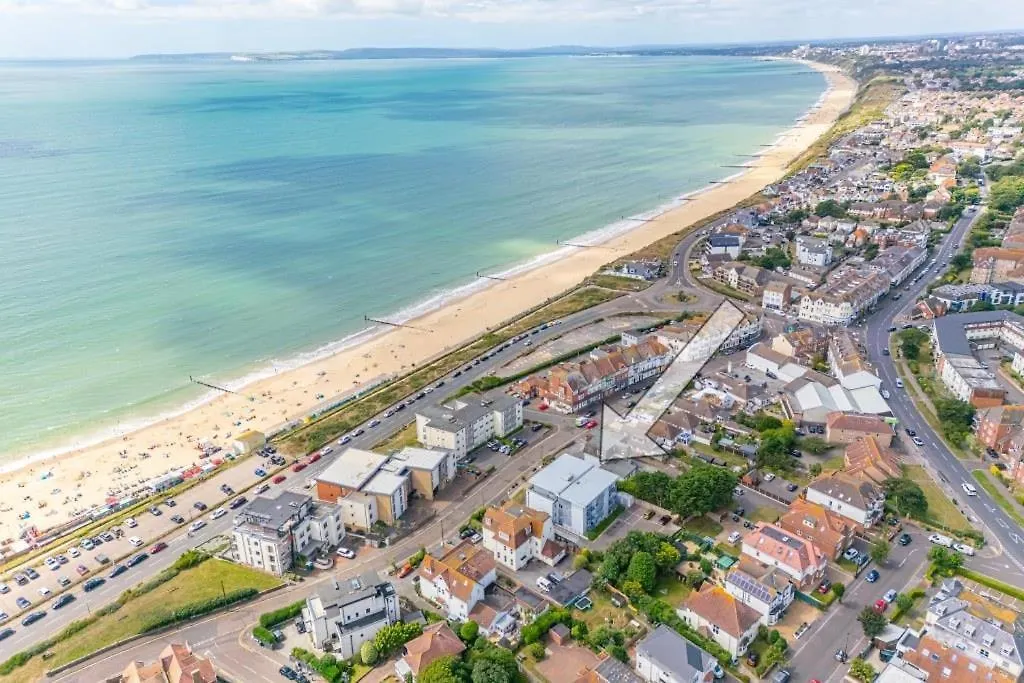 Bournecoast - Stylish Flat Near Sandy Beaches With Balconies - Fm9632 Bournemouth United Kingdom